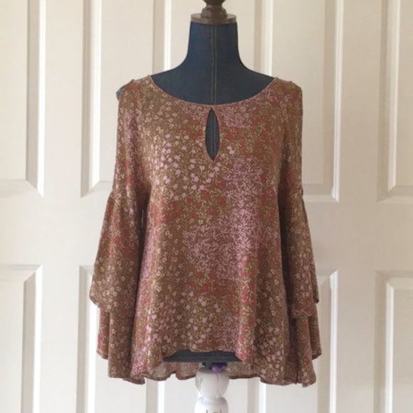 BP Nordstrom cold shoulder top green floral rayon - Picture 2 of 8
